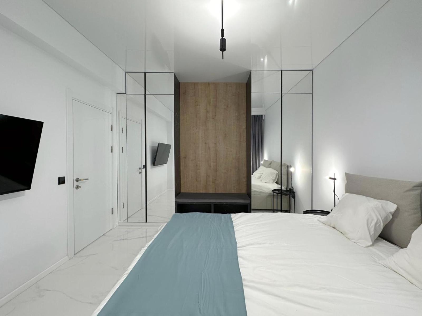 Koya Tower By The Lake Apartments Mamaia Luaran gambar