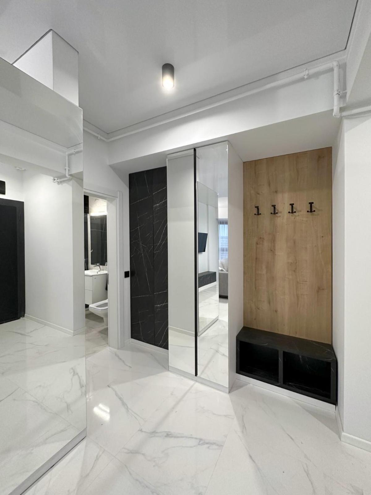 Koya Tower By The Lake Apartments Mamaia Luaran gambar