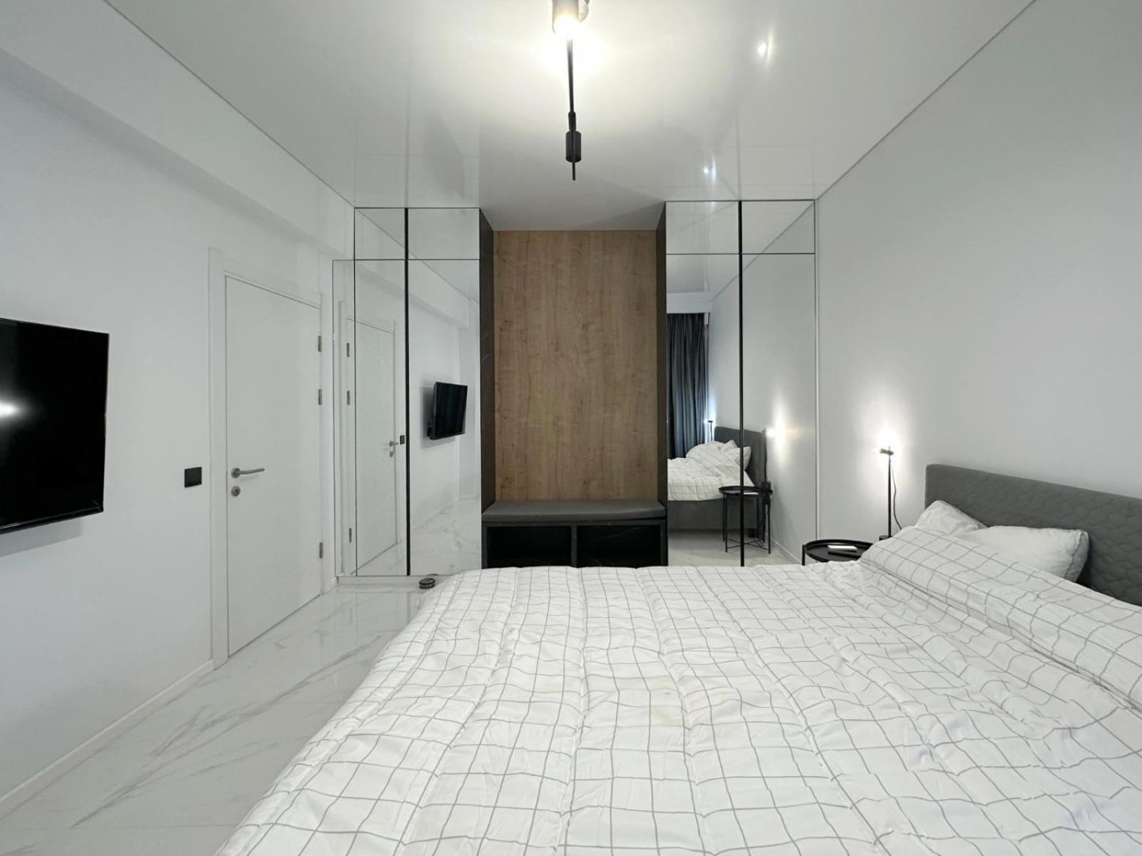 Koya Tower By The Lake Apartments Mamaia Luaran gambar